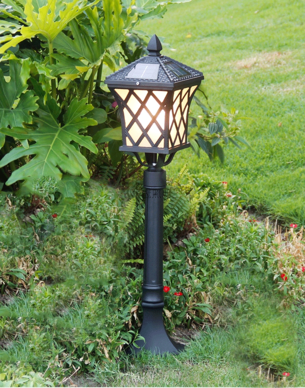 HGTCPD-003太陽能草坪燈